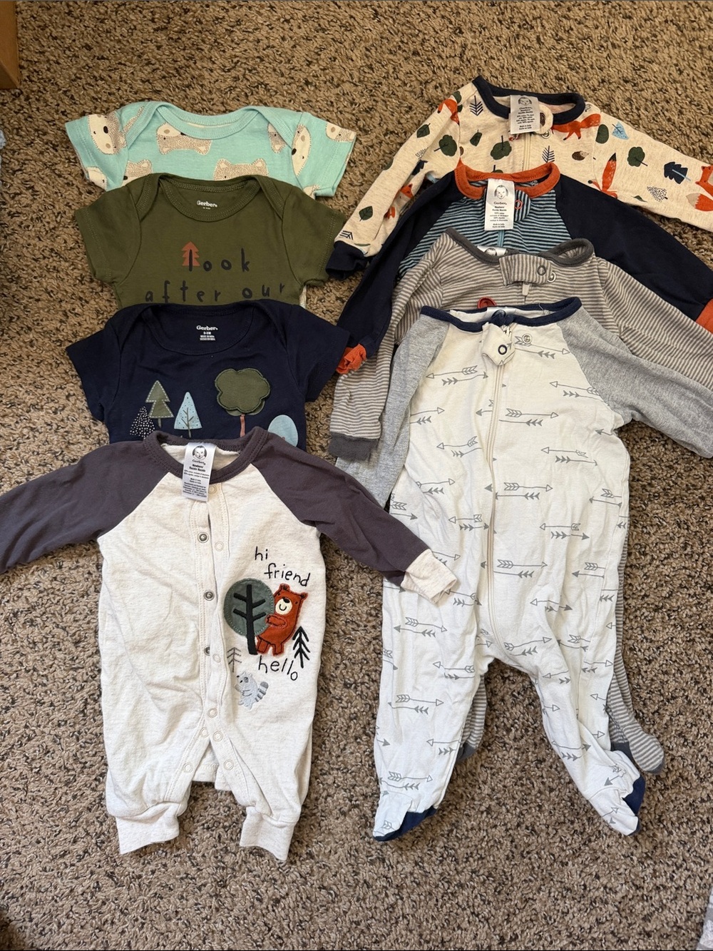 Lot of Gerber Newborn and 0-3 Months Onesies and Footies